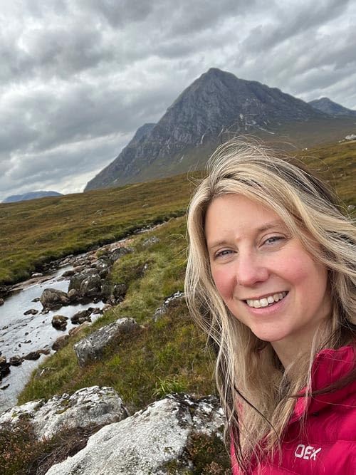 Wayfarer : Love, Loss and Life on Britain's Pilgrim Paths